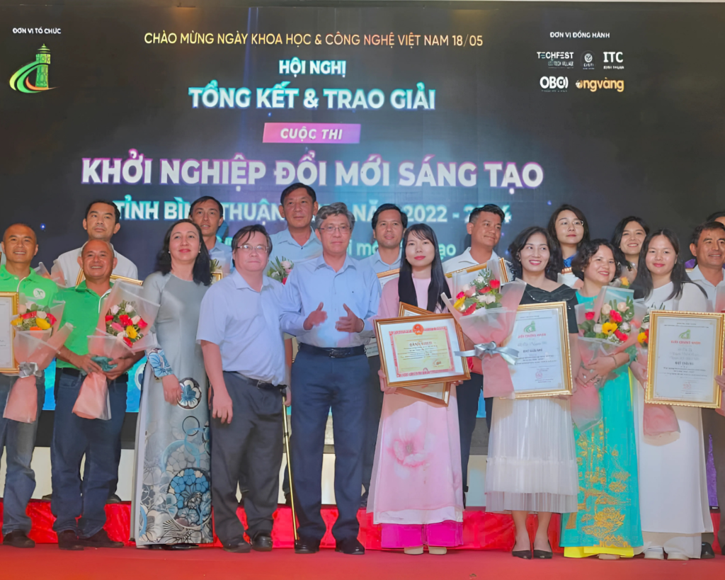 Founder & CEO: Đoàn Kiều Vân tại Hội nghị tổng kết & trao giải Khởi nghiệp đổi mới sáng tạo tỉnh Bình Thuận