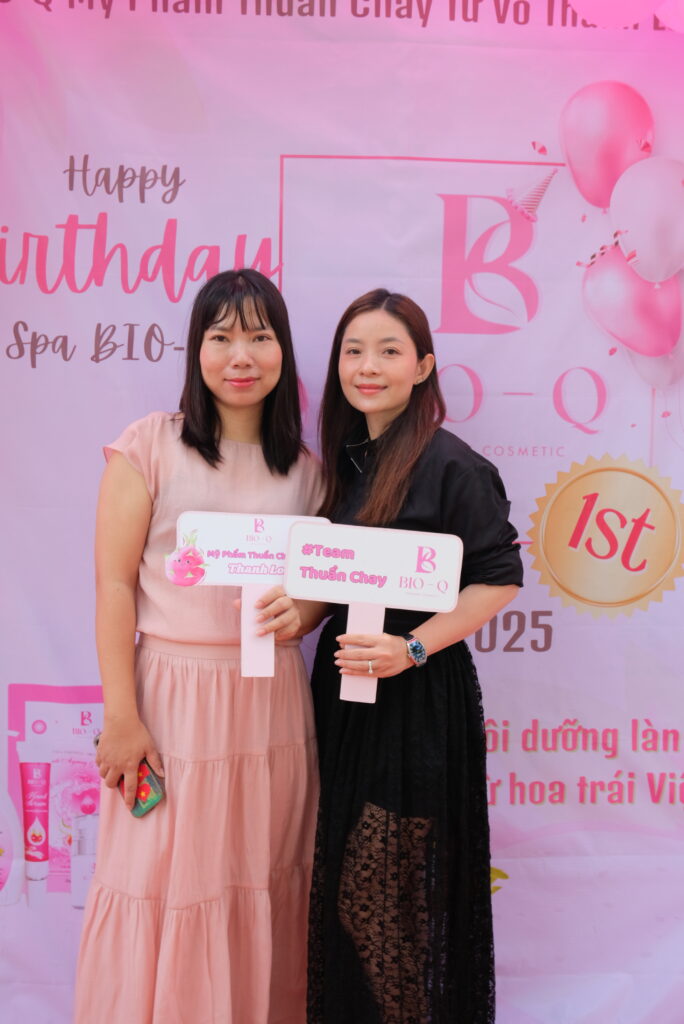 Khách hàng check in cùng SPA BIO-Q